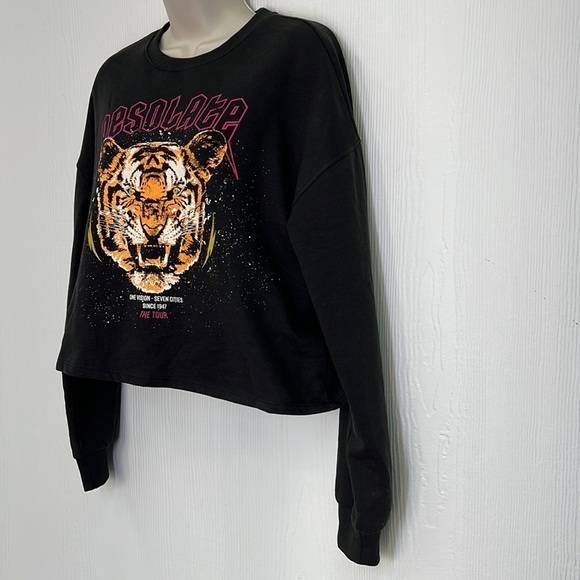 H&M - Desolate Tiger One Vision The Tour Colorful Graphic Crop Sweatshirt Small - Picture 5 of 9